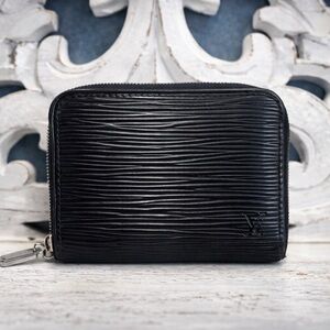 Louis Vuitton Black Textured Card Wallet